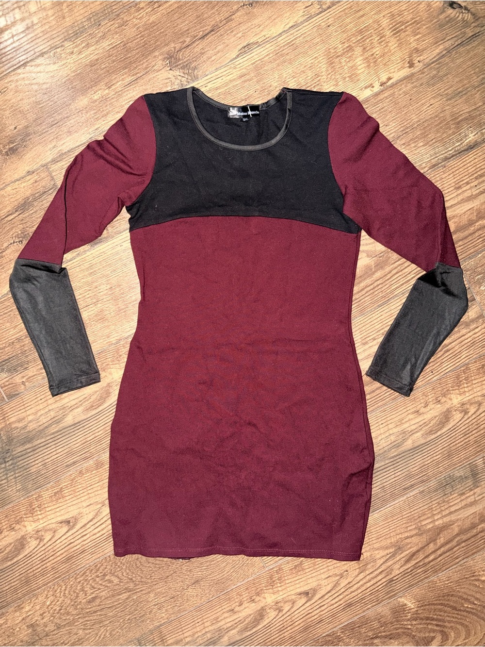 Maison Blanche Burgundy and Black Long Sleeve Colorblock Bodycon Dress
